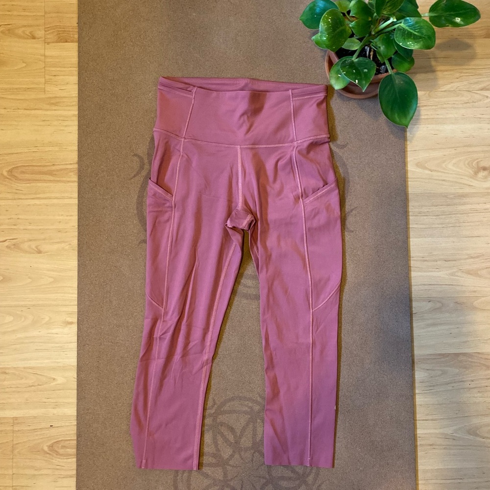 Lululemon Cherry Tint Fast & Free Crops